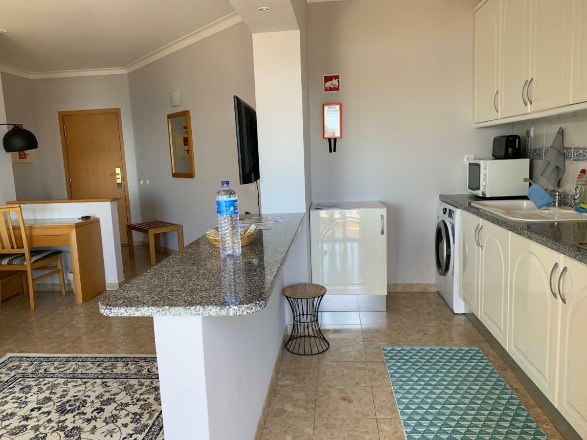 Panoramic Apartment In Portimao: Ocean View, Wifi Exteriör bild