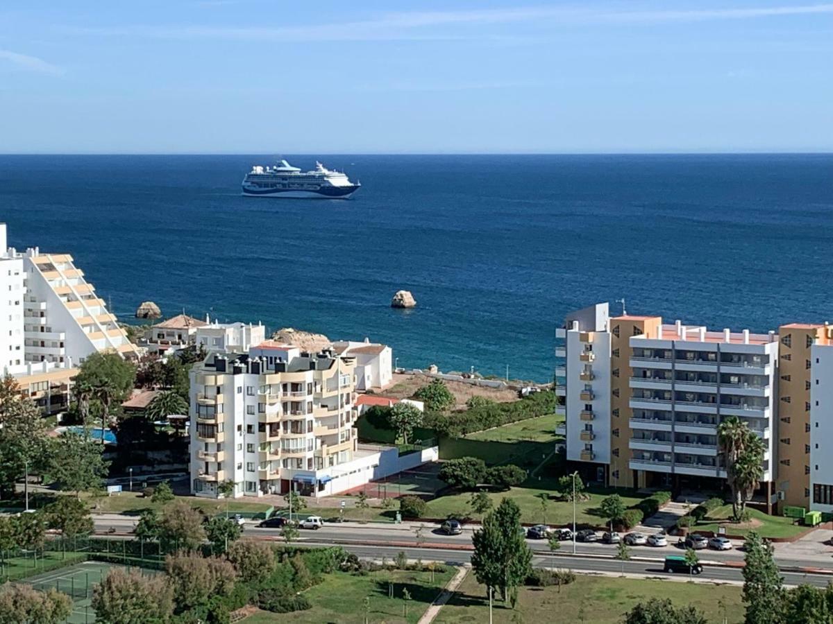 Panoramic Apartment In Portimao: Ocean View, Wifi Exteriör bild