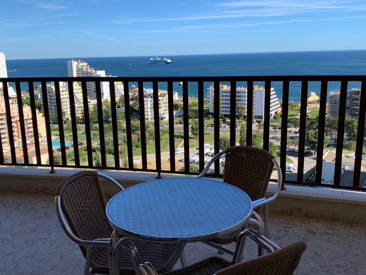 Panoramic Apartment In Portimao: Ocean View, Wifi Exteriör bild